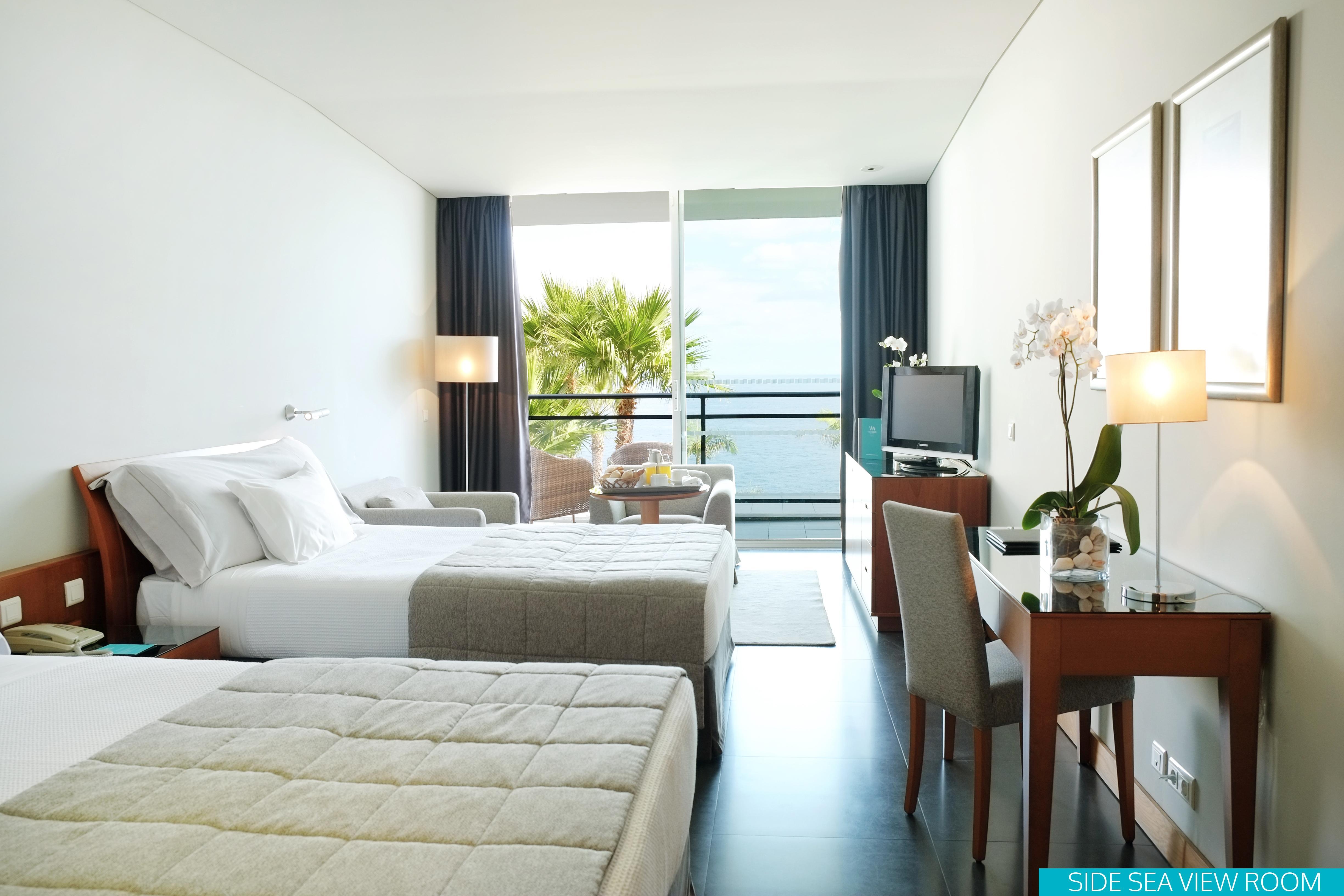 Vidamar Resort Hotel Madeira Funchal Dış mekan fotoğraf A room at the hotel