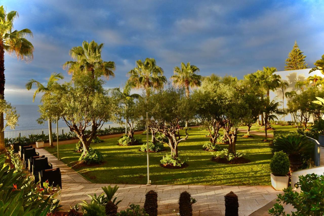 Vidamar Resort Hotel Madeira Funchal Dış mekan fotoğraf Olive grove in the city of Elche, Spain